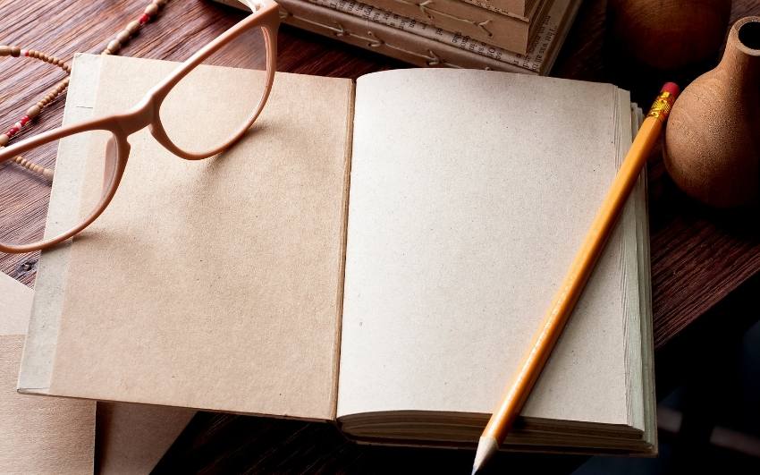 How To Start Journaling and make it a habit